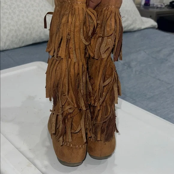 Fringe Suede Tan Boots - Picture 3 of 4